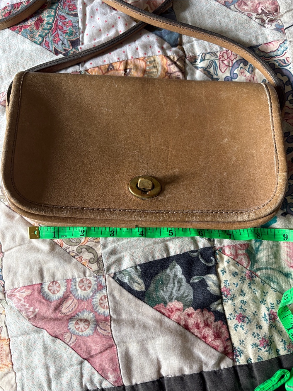 Vintage Coach Dinky Bag - Picture 4 of 6